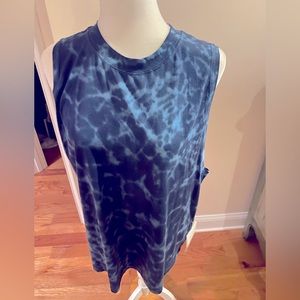 NWT Lululemon Tie Dye Workout Top Size 8